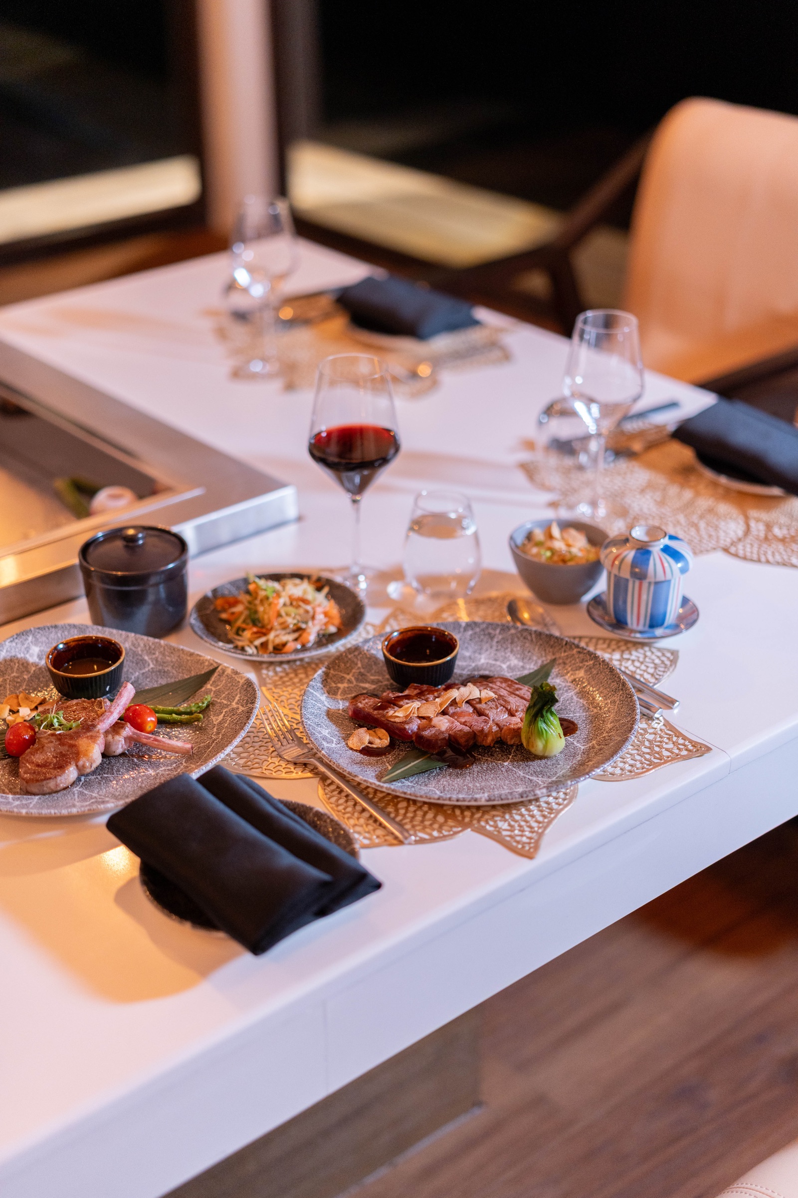 Teppanyaki Over Water at VARU by Atmosphere thumbnail 4